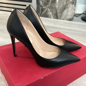 Brand New in Box Valentino Black Heels Size 35